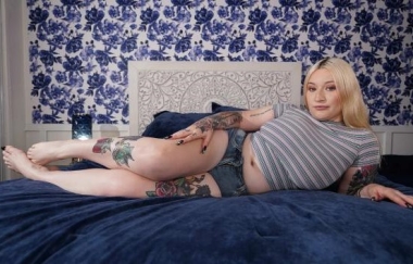Hadley Haze - Hadley Is A Cum Target